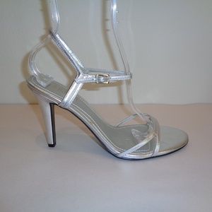 Ralph Lauren Size 9.5 M AELA Silver New Sandals